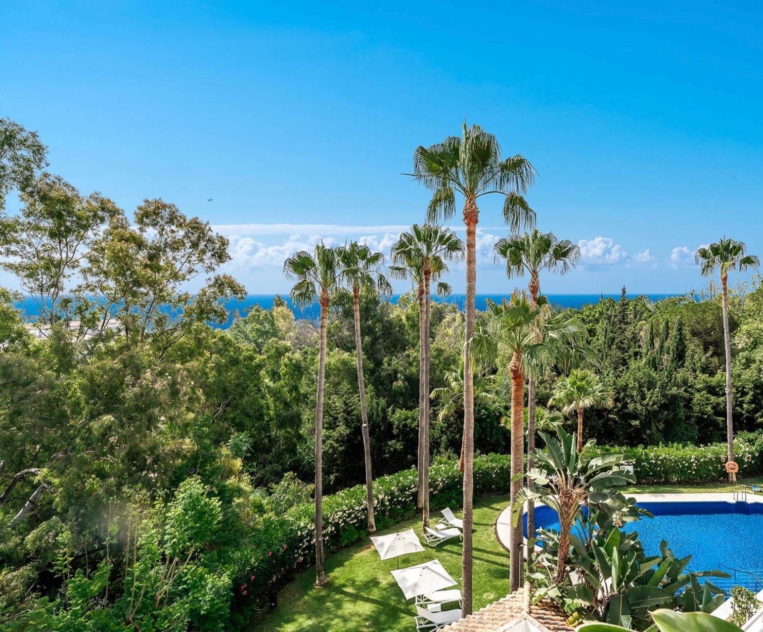 Luxury Penthouse With Sea Views In Marbella Golden Mile, Puente Romano Area Exterior photo